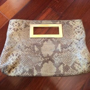 Michael Kors Snake gold clutch
